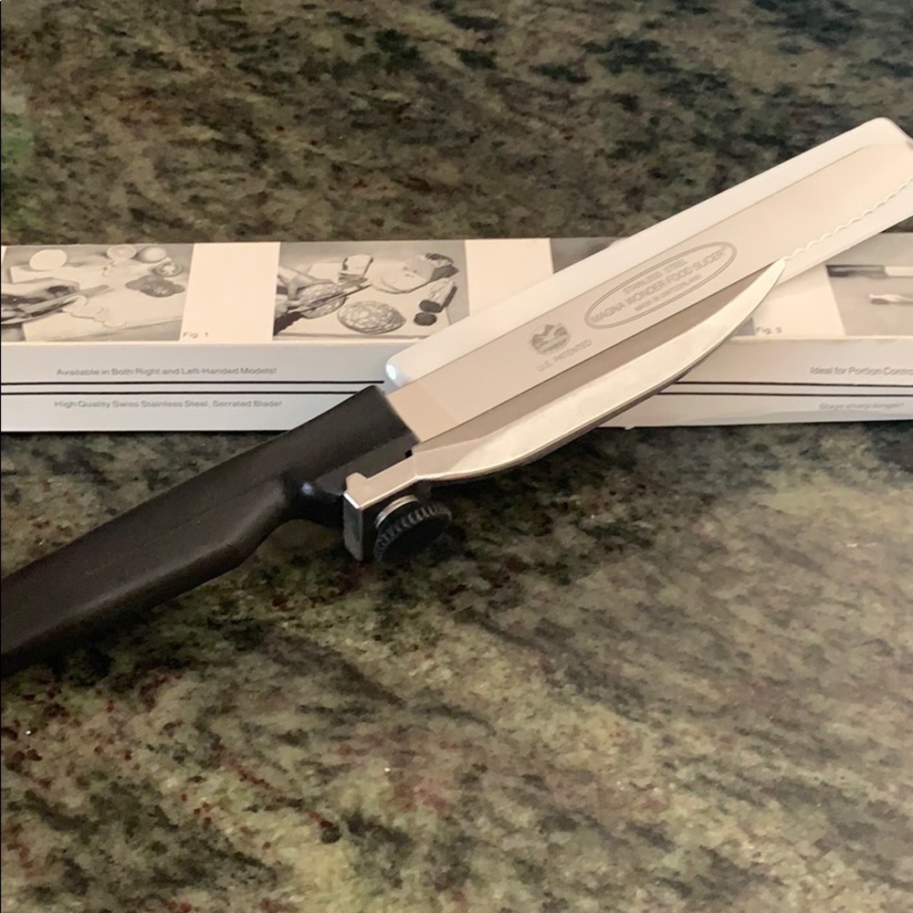 Magna-Wonder Adjustable Compact Food Slicer